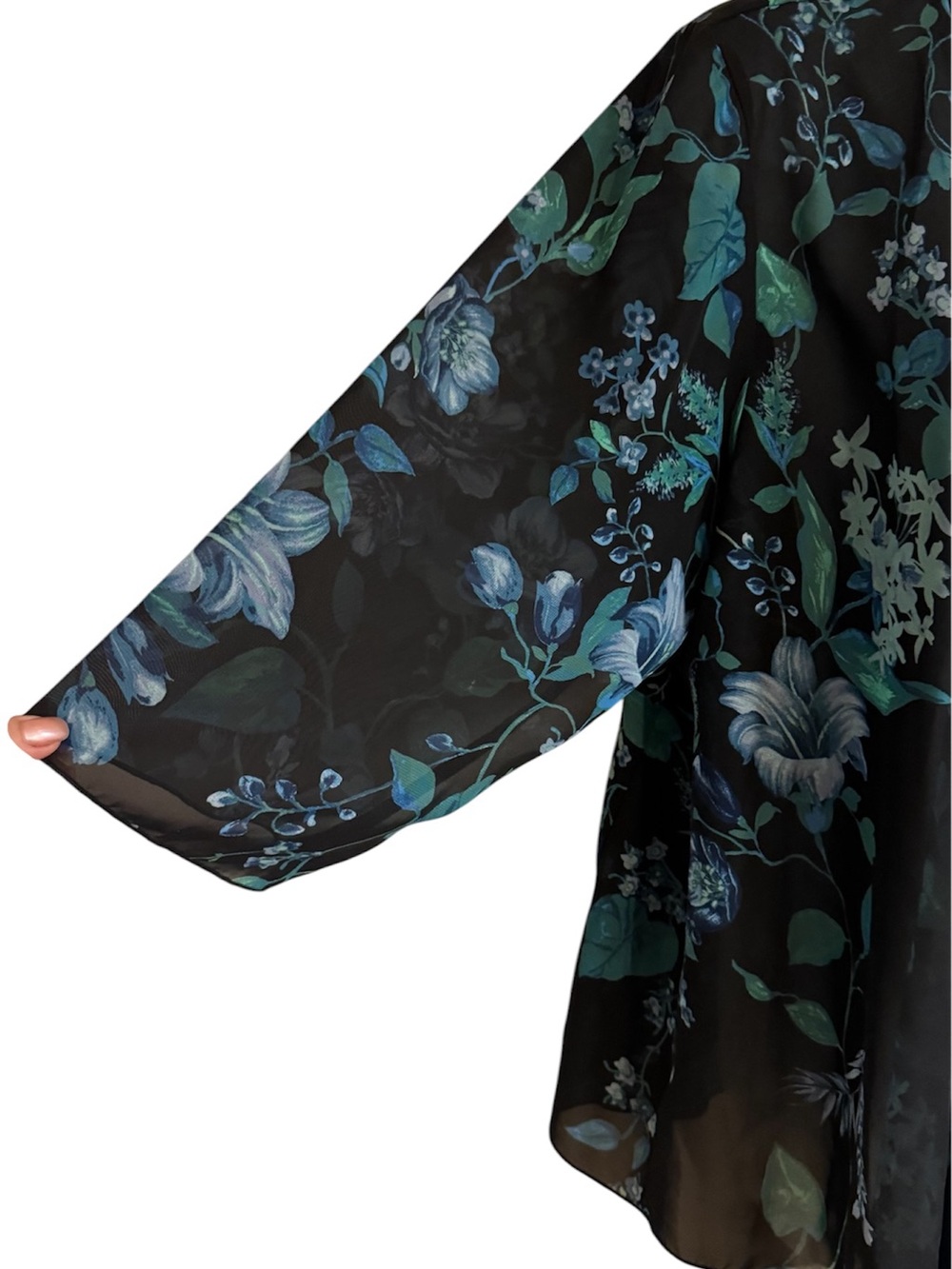 BEAUTIFUL Black Floral Kimono / Topper PLUS: 18 #11 - Picture 3 of 5